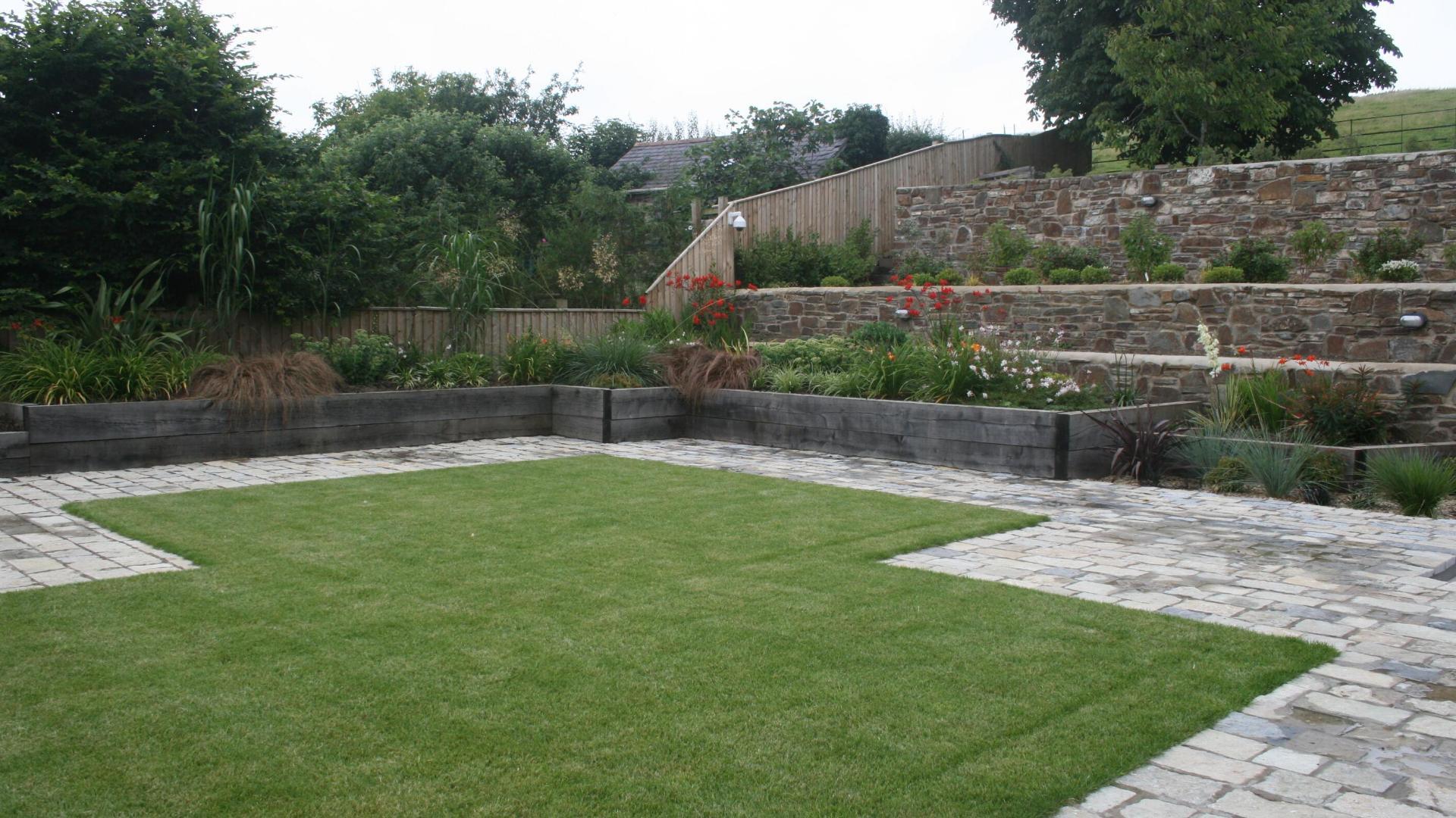 Alison Bockh Garden Design and Landscaping - North Devon - One year on and planting looking good