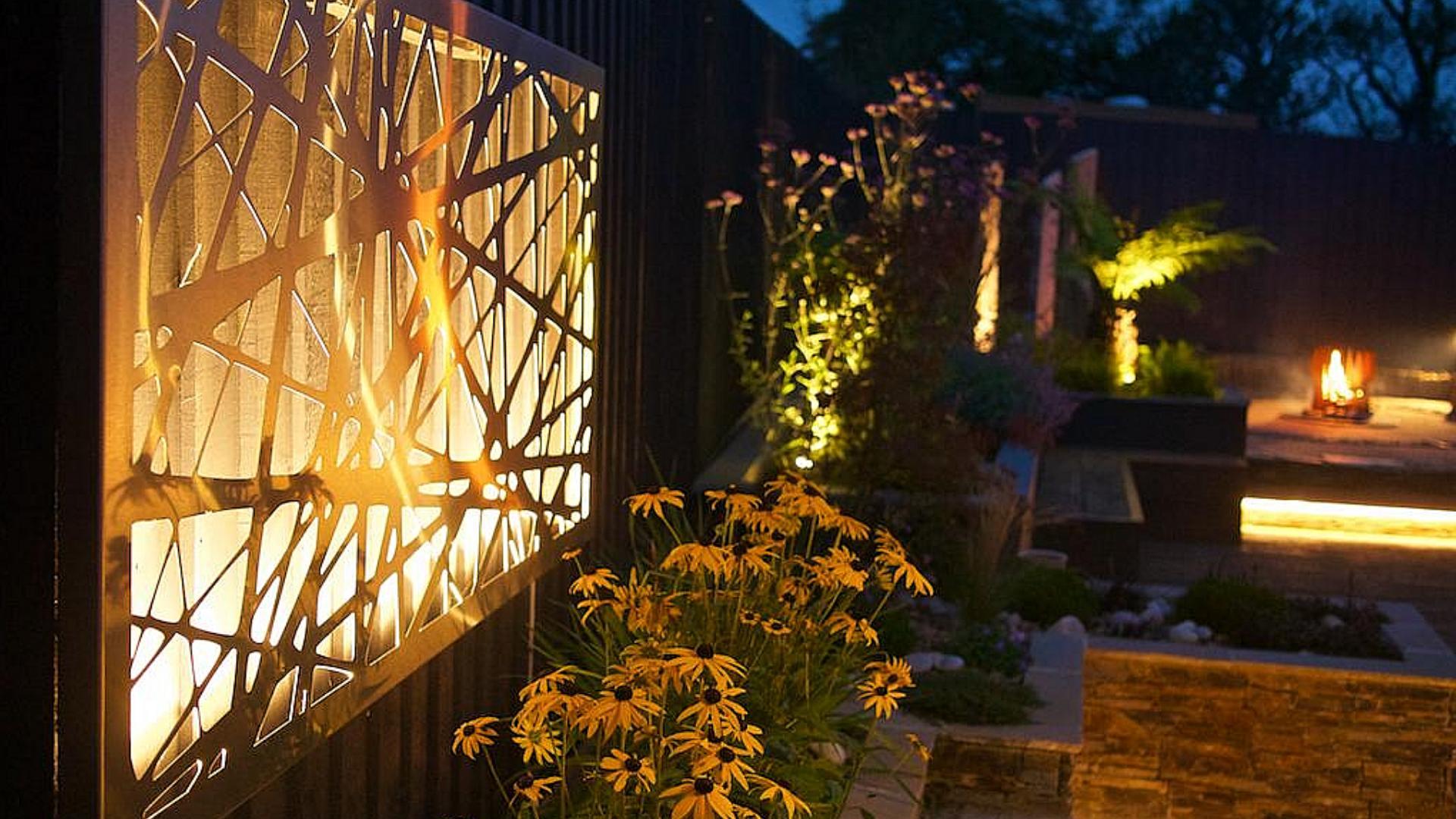 Alison Bockh Garden Design - Dimmable lighting